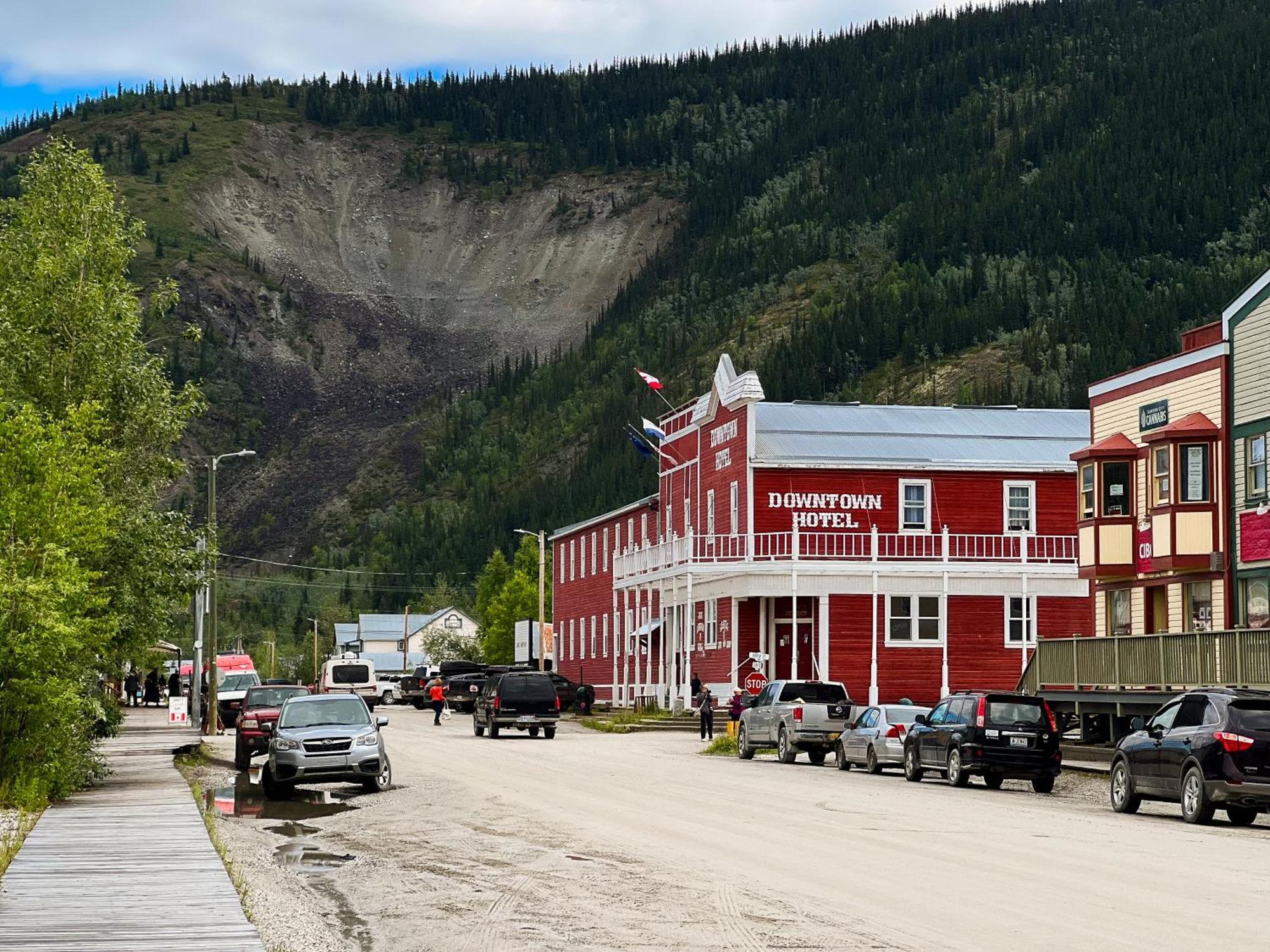 The Downtown, A Coast Hotel Dawson City Exterior photo