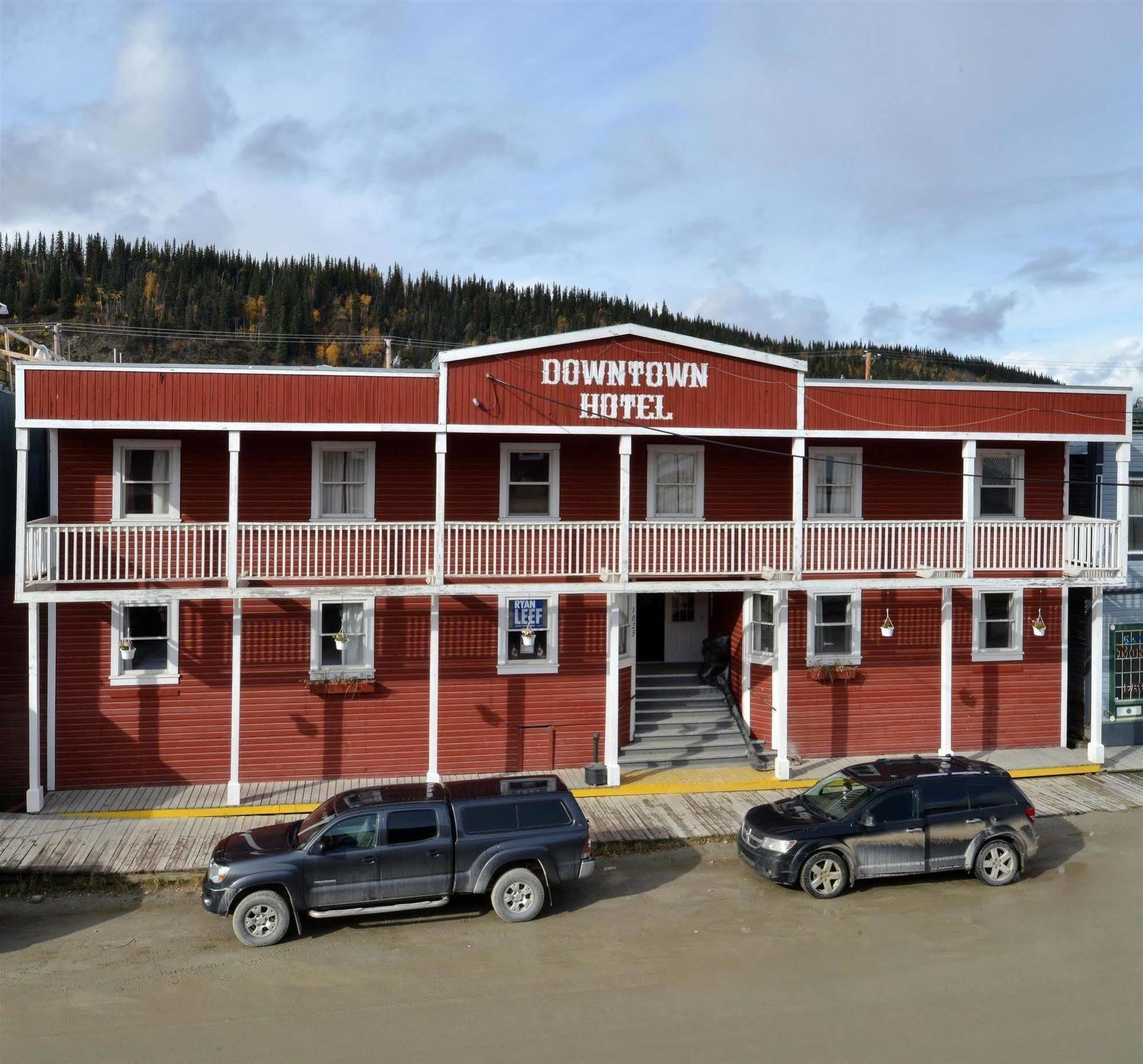 The Downtown, A Coast Hotel Dawson City Exterior photo