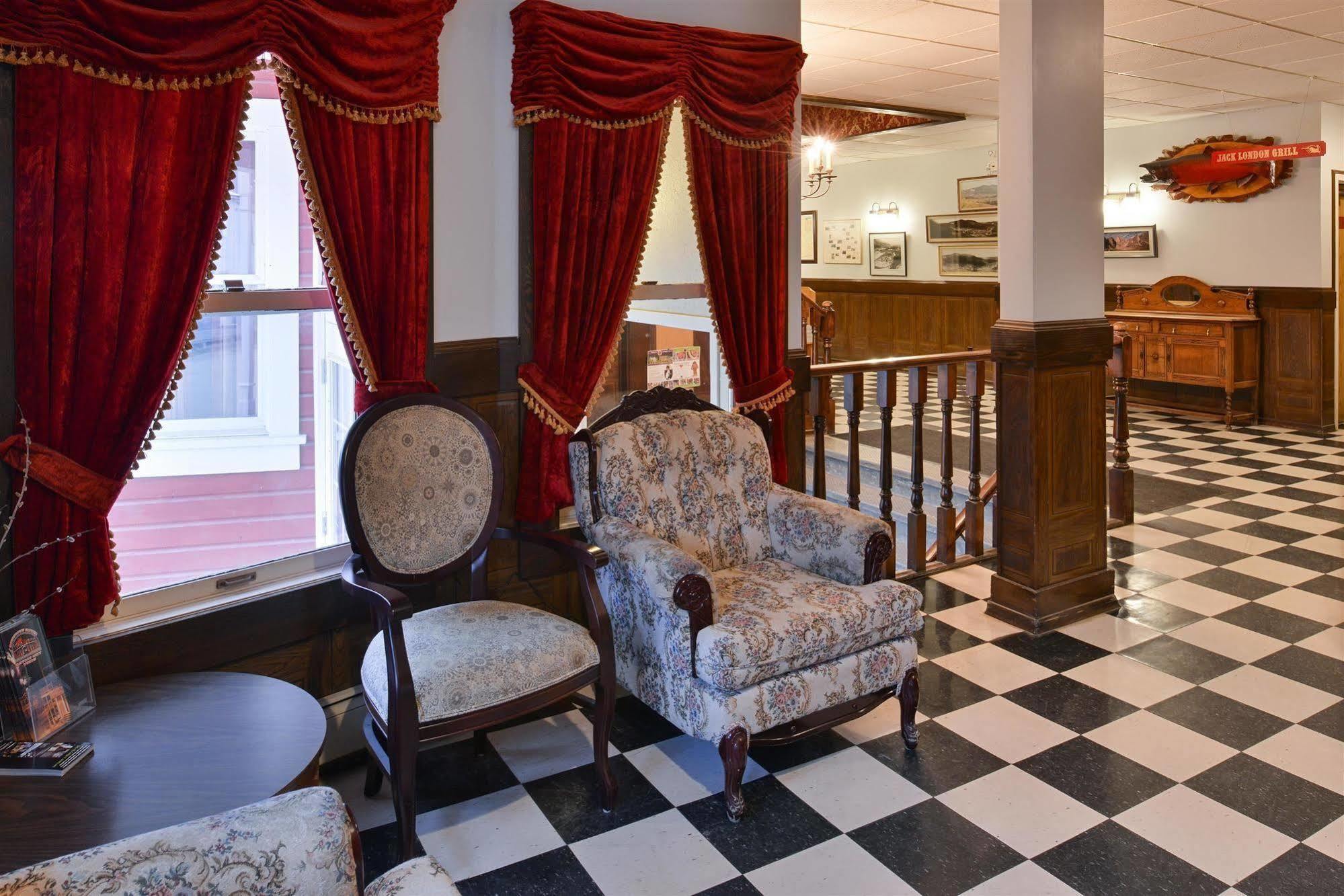 The Downtown, A Coast Hotel Dawson City Exterior photo